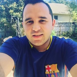 Meet your Posher, Cesar